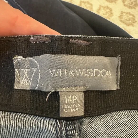 Dark Blue Jeans - Picture 3 of 5